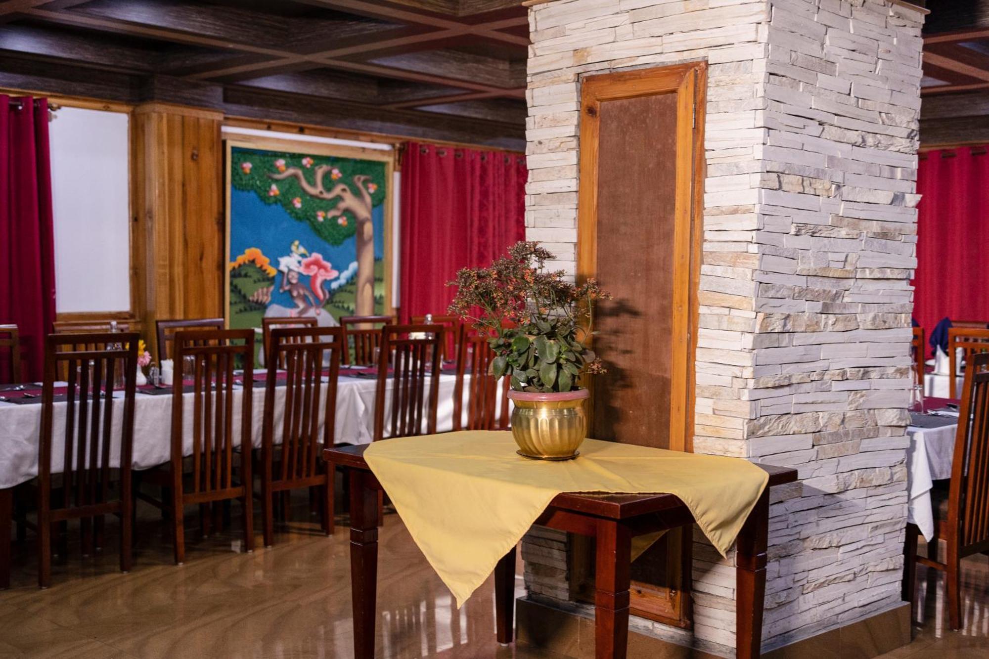 Buddha Retreat Ravangla Exterior photo